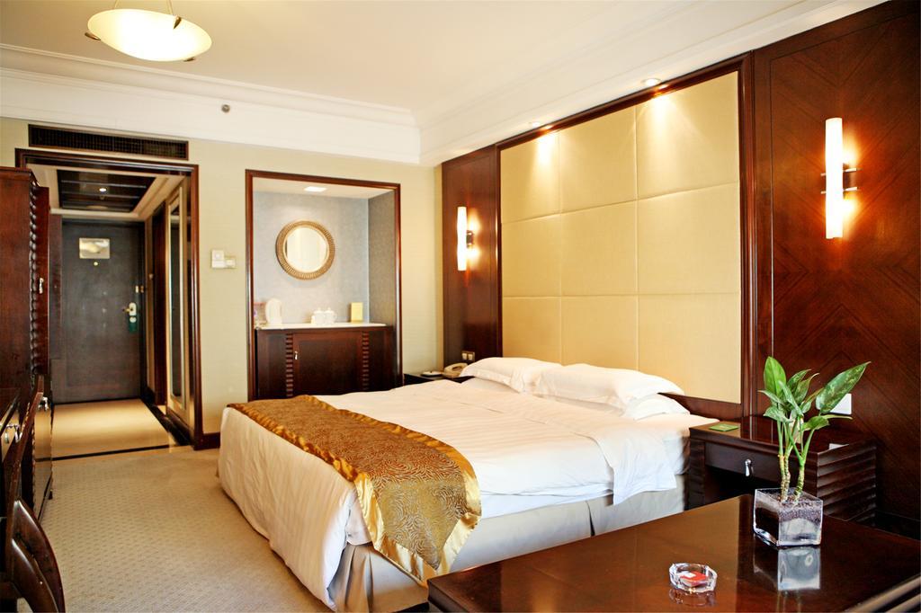 Guangzhou Hotel Peking Szoba fotó