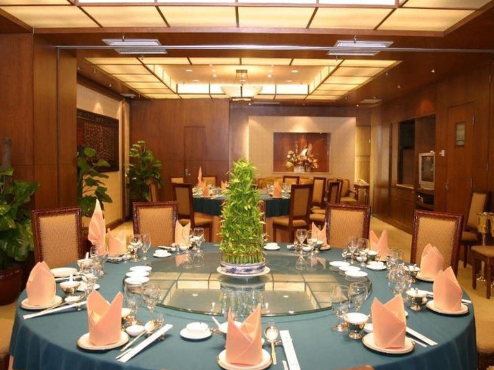 Guangzhou Hotel Peking Kültér fotó